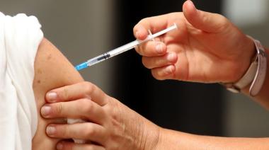 Comienzan a aplicar la vacuna contra el dengue en Bahía Blanca