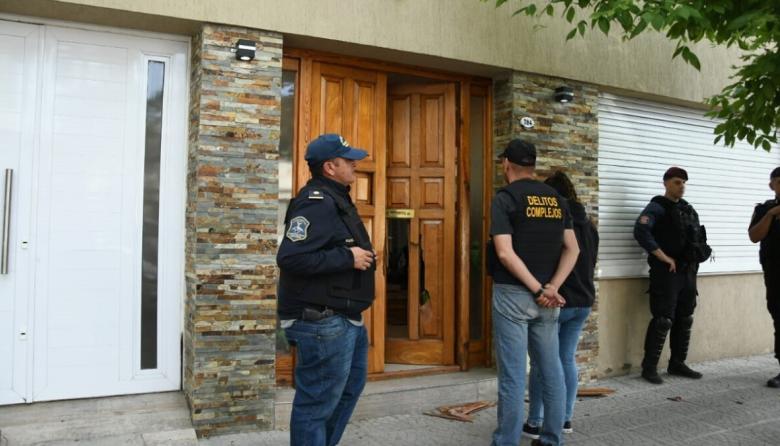 Operativo de la División Antiterrorista en pleno centro de Bahía Blanca