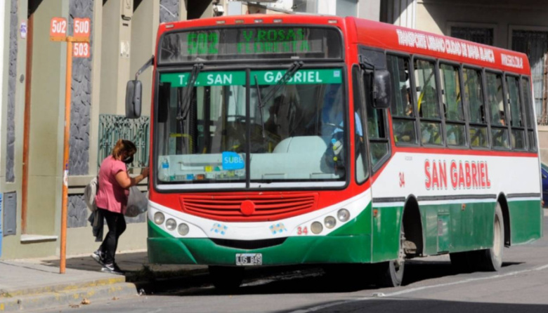 Bahía Blanca intimará a empresas de colectivos por el recorte de frecuencias