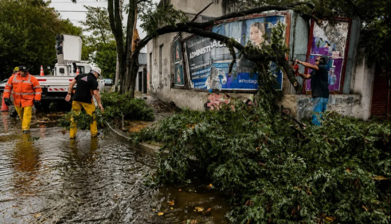 Temporal en la costa bonaerense: alertas y clases suspendidas