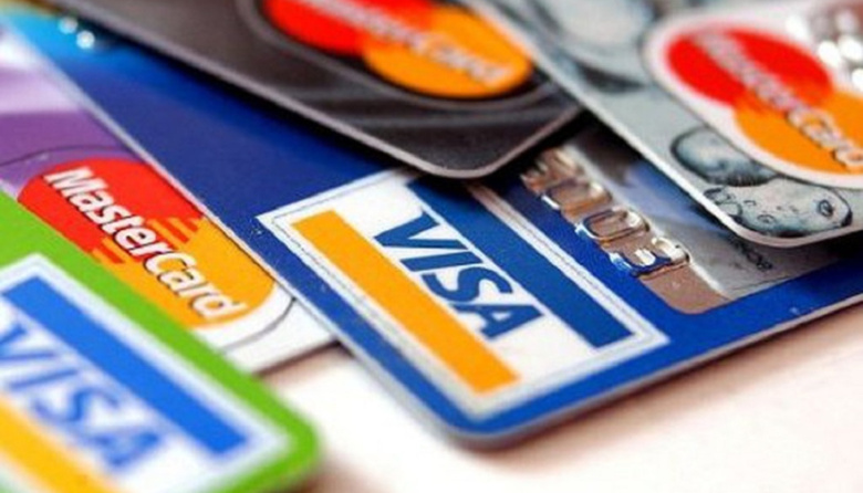 La Libertad Avanza va contra el impuesto a las tarjetas de crédito