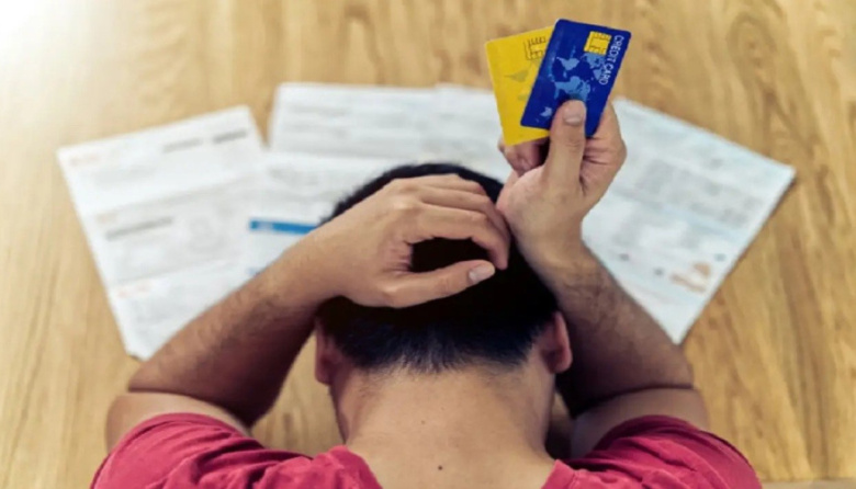 Más de 5 millones de argentinos no pueden pagar sus deudas a tiempo