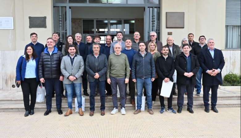 Lobos reunió a 30 municipios y activó una red para financiar proyectos verdes