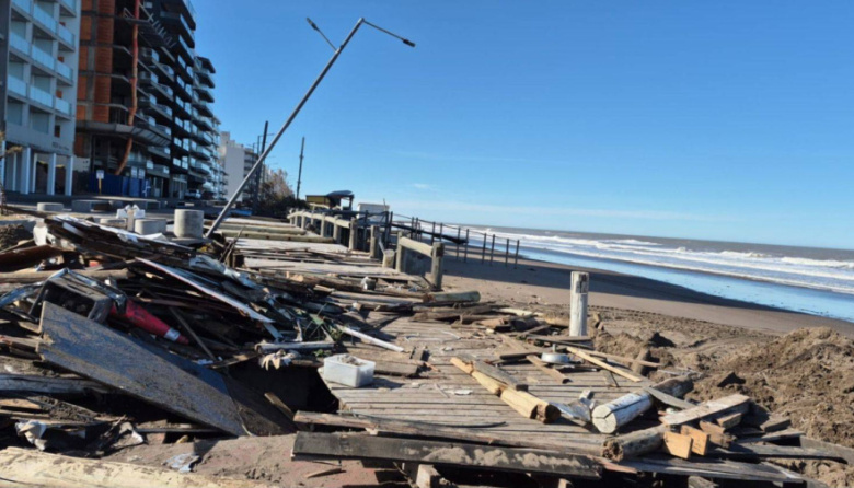 Monte Hermoso busca cómo financiar la obra para recuperar su frente costero