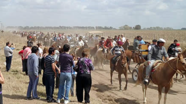 La Cabalgata Cándido Mansilla celebra su 15° edición en Rivadavia