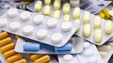 Axel Kicillof lanza refuerzo de medicamentos tras freno al Plan Remediar