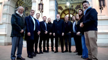 Peronismo bonaerense: la mesa de 11 intendentes que quiere decidir al sucesor