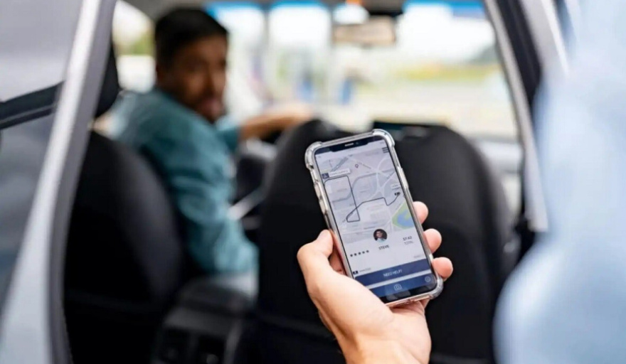 Bahía Blanca aprobó la regulación de Uber y apps: cómo habilitar el servicio